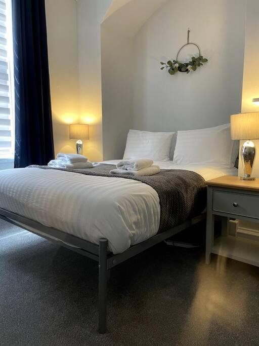 Apartamento Flat 5 - 2 Bed Centre Affordable Quality *