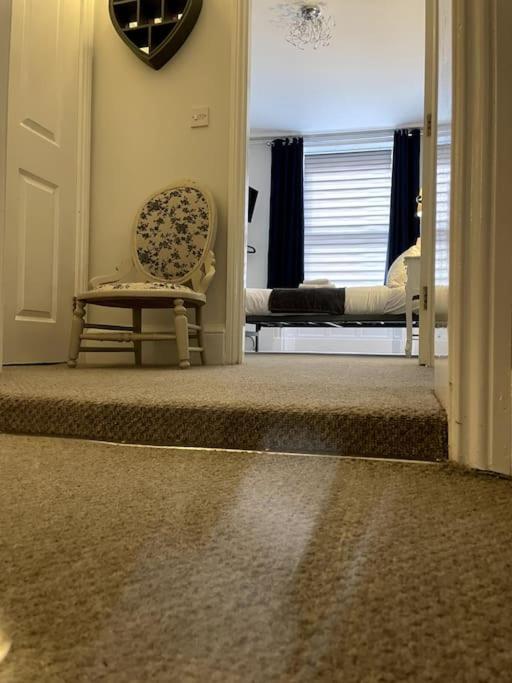 Flat 5 - 2 Bed Centre Affordable Quality Apartamento *